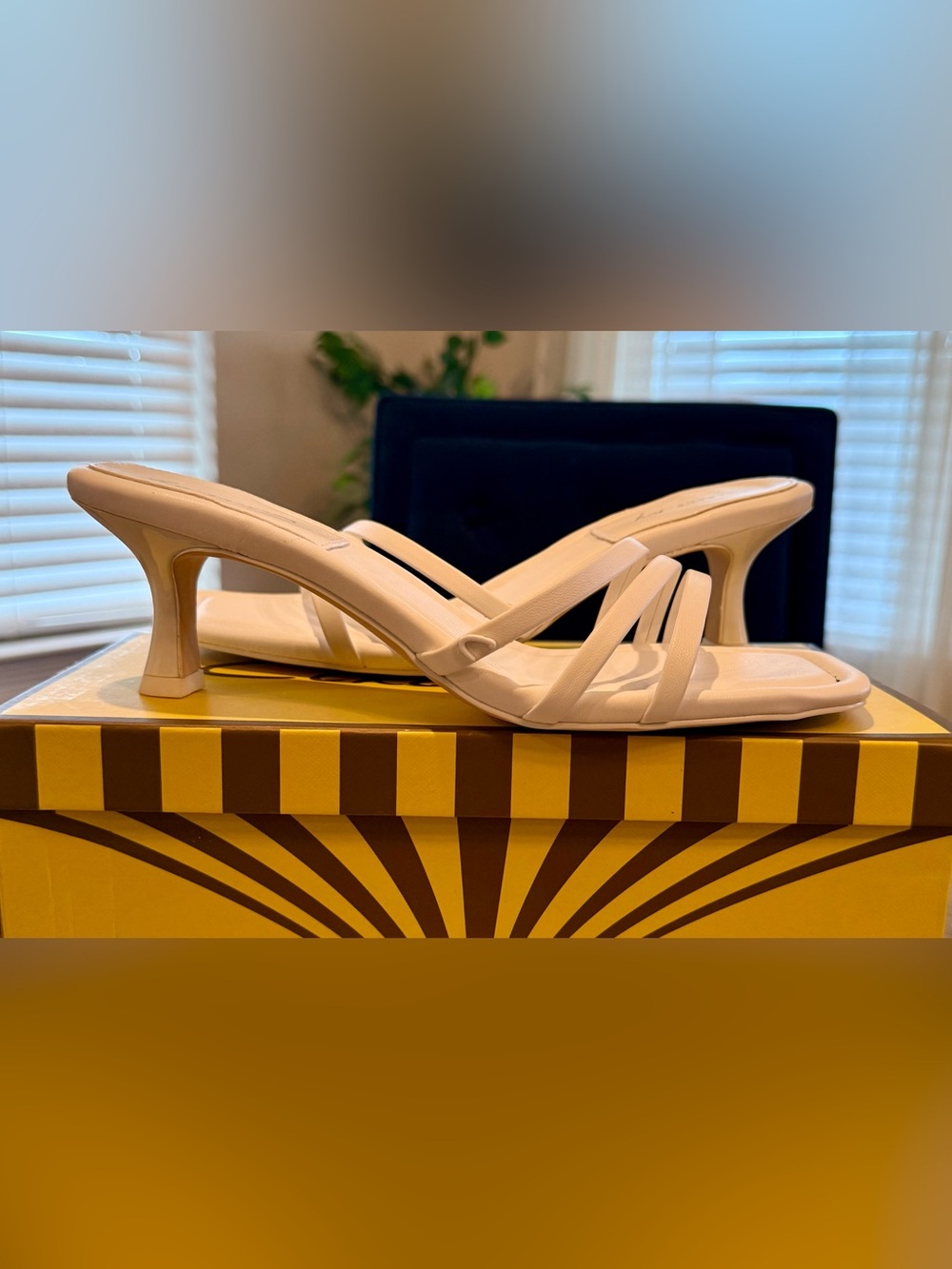 🔻🔻Circus by Sam Edelman White Cecily Heeled Mules | Sz. 7.5M | (NWB)